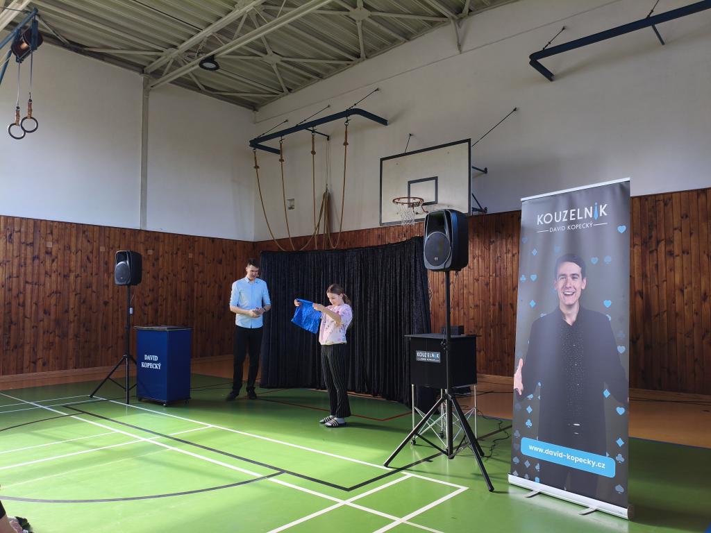 Vystoupení kouzelníka Davida Kopeckého